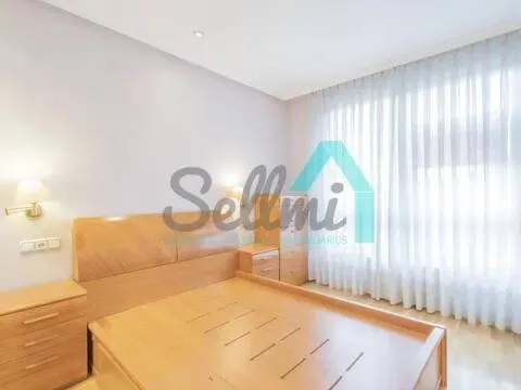 Pis de 83 m² a Oviedo