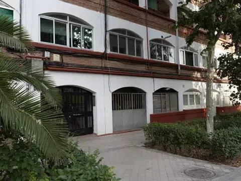 Кімната в оренду, Madrid