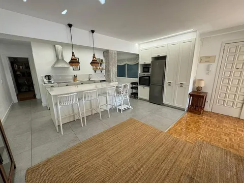 Wohnung 128 m² in Alicante