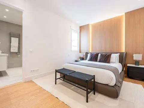 Wohnung 161 m² in Madrid
