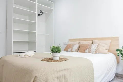 Chambre à louer, Valence