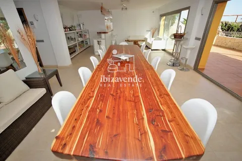 Haus 600 m² in Santa Eulària des Riu