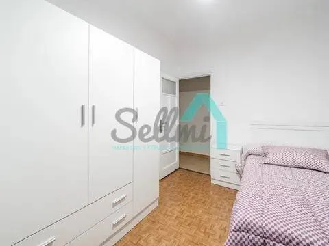 Pis de 136 m² a Oviedo