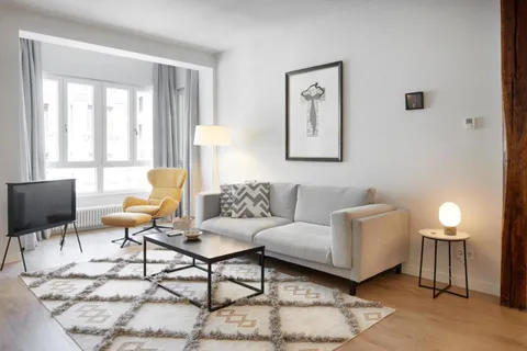 Appartement 107 m² à Saint-Sébastien (2/19)
