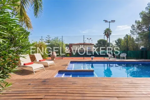 Casa de 400 m² a Xiva