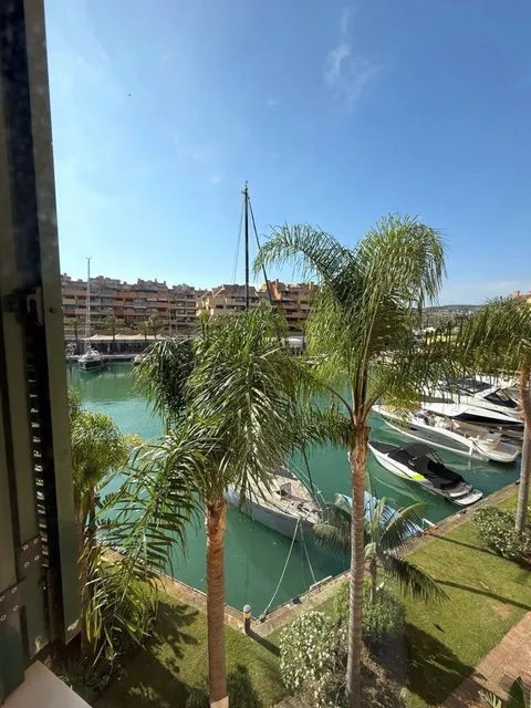 Pis de 180 m² a San Roque
