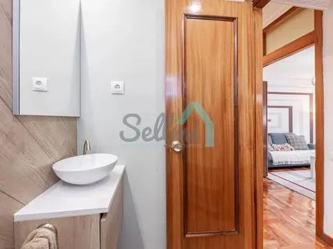 Appartamento 93 m² a Oviedo