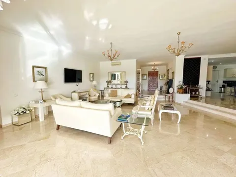 Casa 450 m² a Estepona