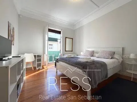 Pis de 136 m² a Sant Sebastià