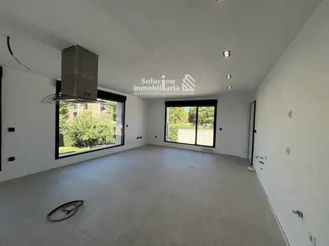Maison 500 m² à Villamayor