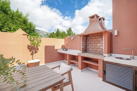 Haus 230 m² in Marbella
