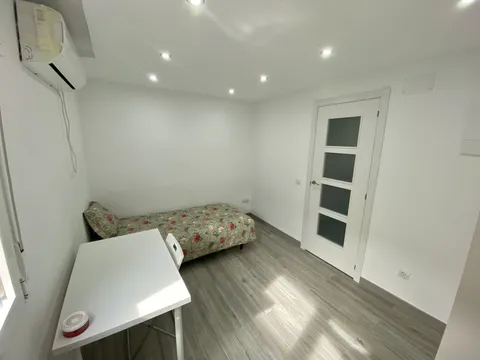 Кімната в оренду, Madrid (4/10)