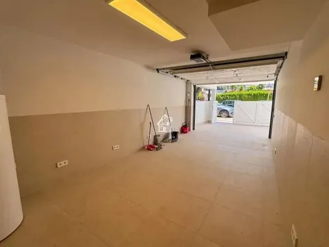 Casa de 260 m² a Oriola