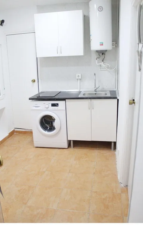 Pis de 16 m² a Madrid (2/7)