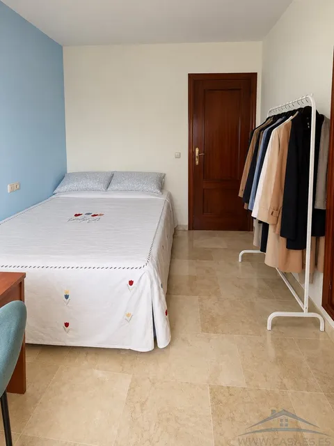 Piso de 85 m² en Almería