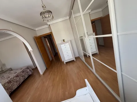 Wohnung 100 m² in Granada