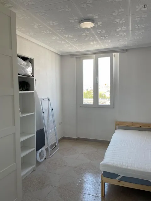 Habitació de lloguer, València (3/10)