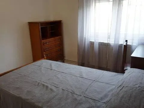 Habitació de lloguer, Àvila