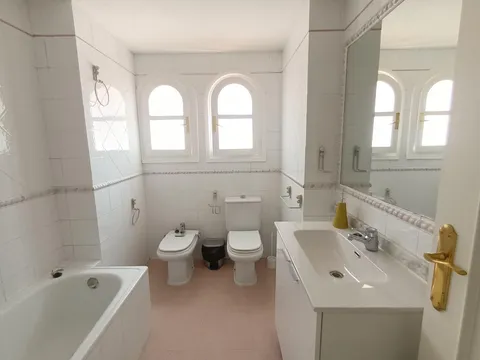Casa de 297 m² a Albolote