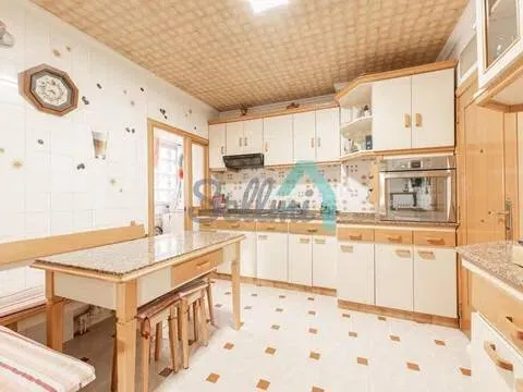Appartamento 93 m² a Oviedo