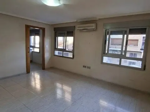 Pis de 81 m² a Oriola