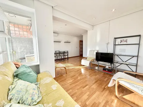 Wohnung 75 m² in Alicante
