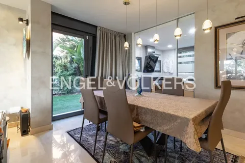 Casa de 305 m² a Tiana