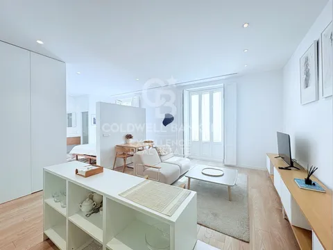 Pis de 70 m² a València