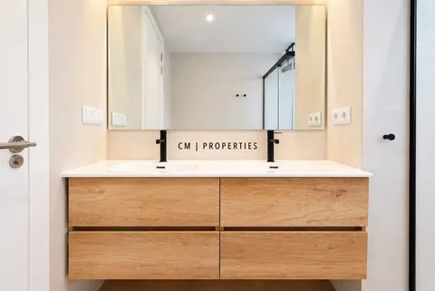 Appartamento 102 m² a Valencia