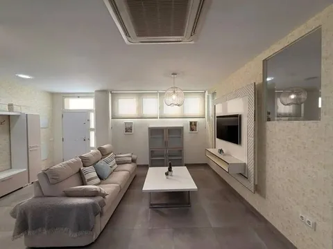 Pis de 75 m² a Còrdova