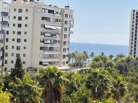 Pis de 100 m² a Alacant