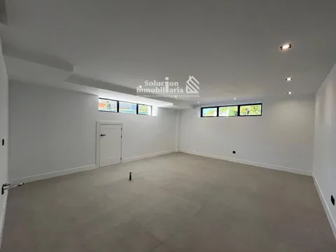 Maison 500 m² à Villamayor