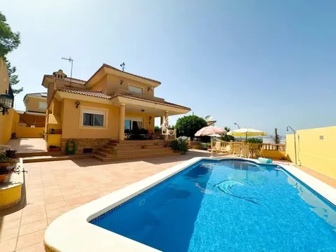 Appartamento 223 m² a San Miguel de Salinas