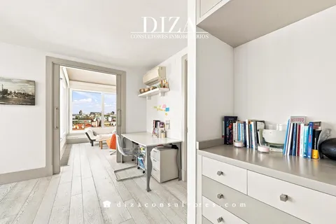 Wohnung 192 m² in Madrid
