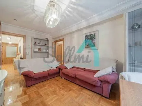 Pis de 84 m² a Oviedo