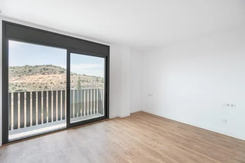 Appartamento 344 m² a Tiana