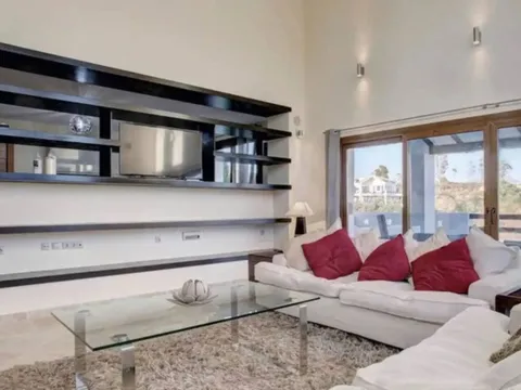 Casa 340 m² a Estepona