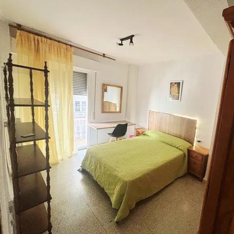 Piso de 100 m² en Granada