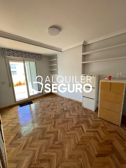 Wohnung 80 m² in Madrid