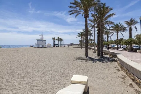 Wohnung 143 m² in Roquetas de Mar