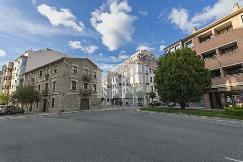 Piso de 77 m² en Villava