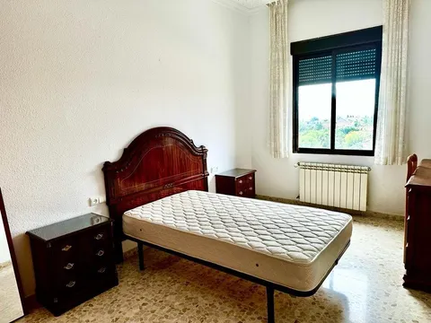 Pis de 220 m² a Còrdova