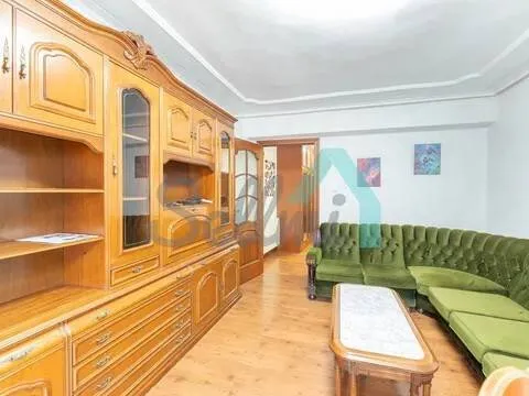 Pis de 127 m² a Oviedo