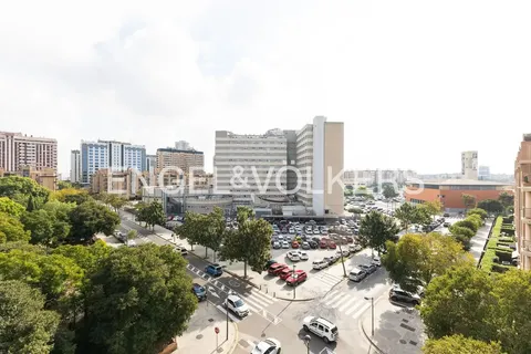 Wohnung 152 m² in Valencia
