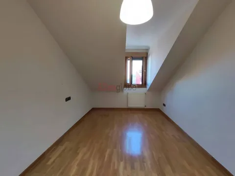 Pis de 58 m² a Oviedo