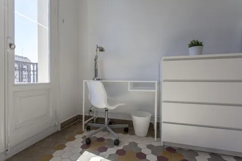 Chambre à louer, Valence