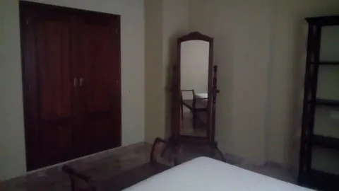 Pis de 75 m² a Còrdova