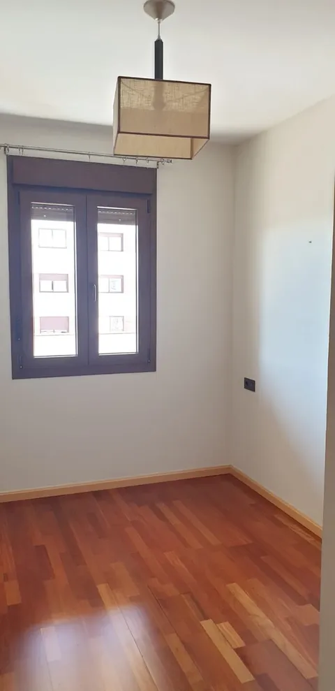 Pis de 75 m² a Còrdova