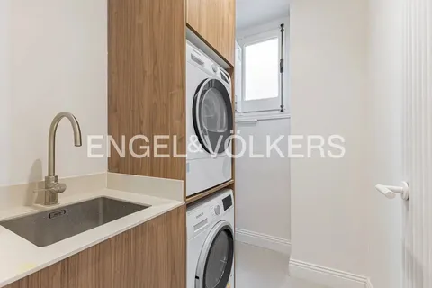 Wohnung 228 m² in Barcelona