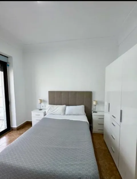 Pis de 70 m² a Còrdova